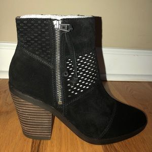Brand New *LUCKY BRAND* Black Booties